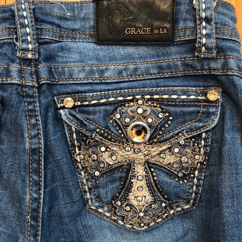 Grace in LA Cross Jeweled Pocket Size 28 Denim Jeans